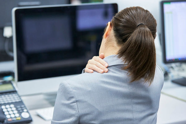 ¿Te duele el cuello, la espalda o los hombros? Cómo aliviar tensiones del día a día con Nirvedol